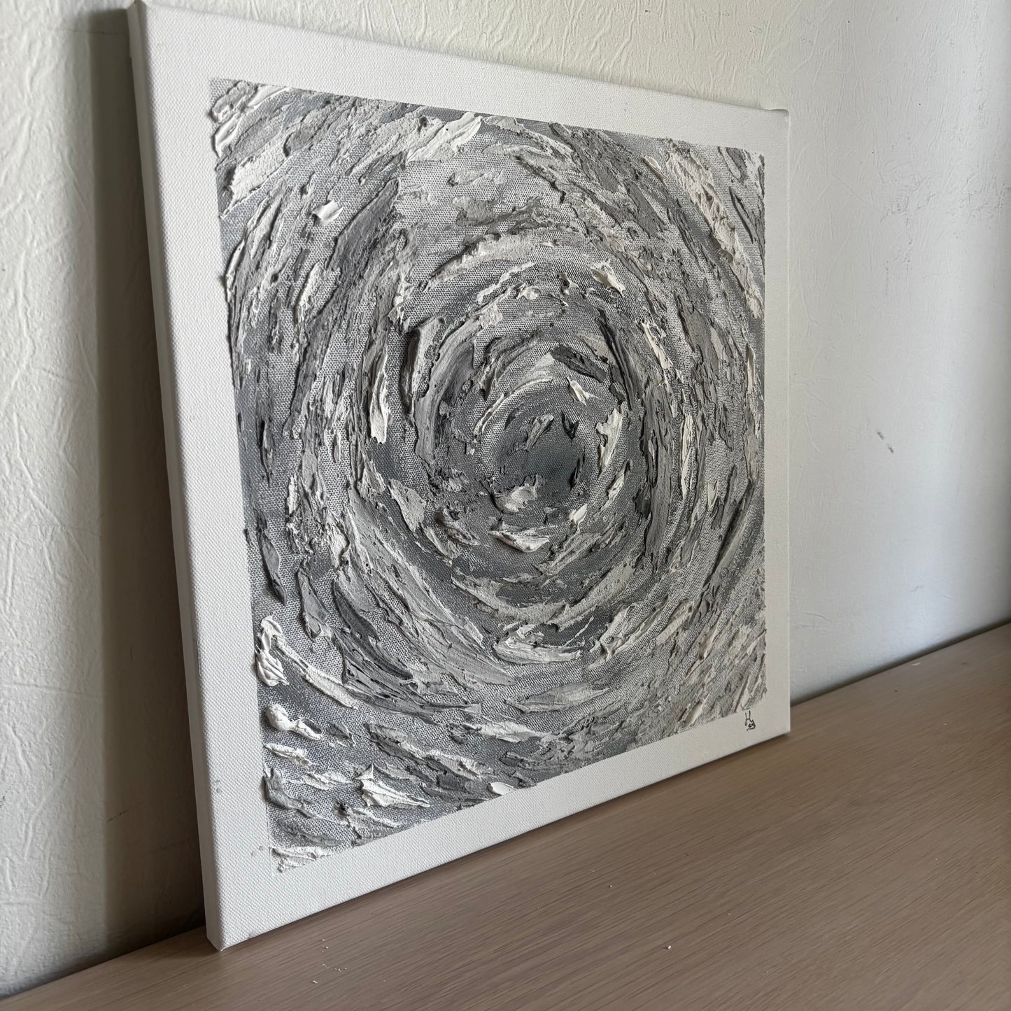 Concrete Vortex (40x40 cm)