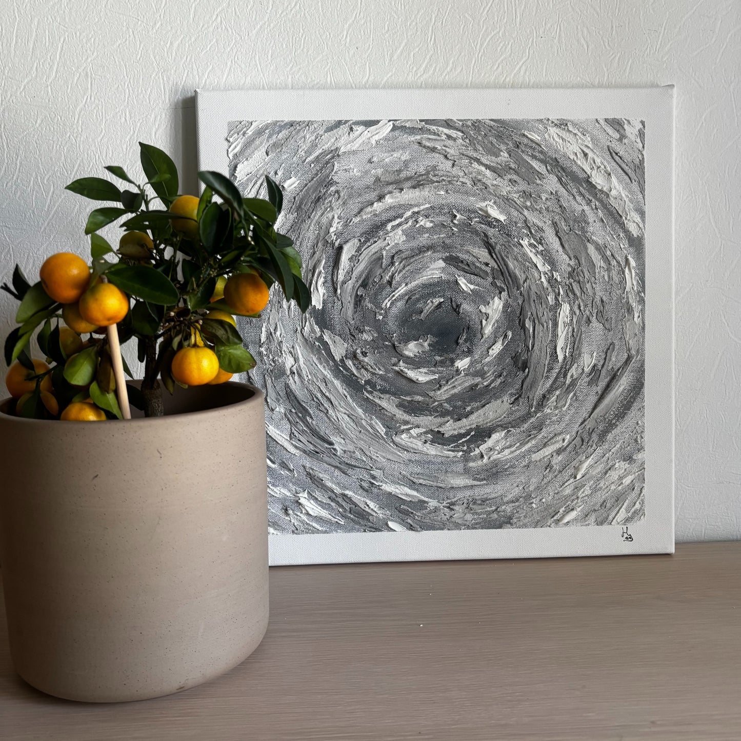 Concrete Vortex (40x40 cm)