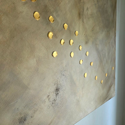 Gold Dots (100x81 cm)